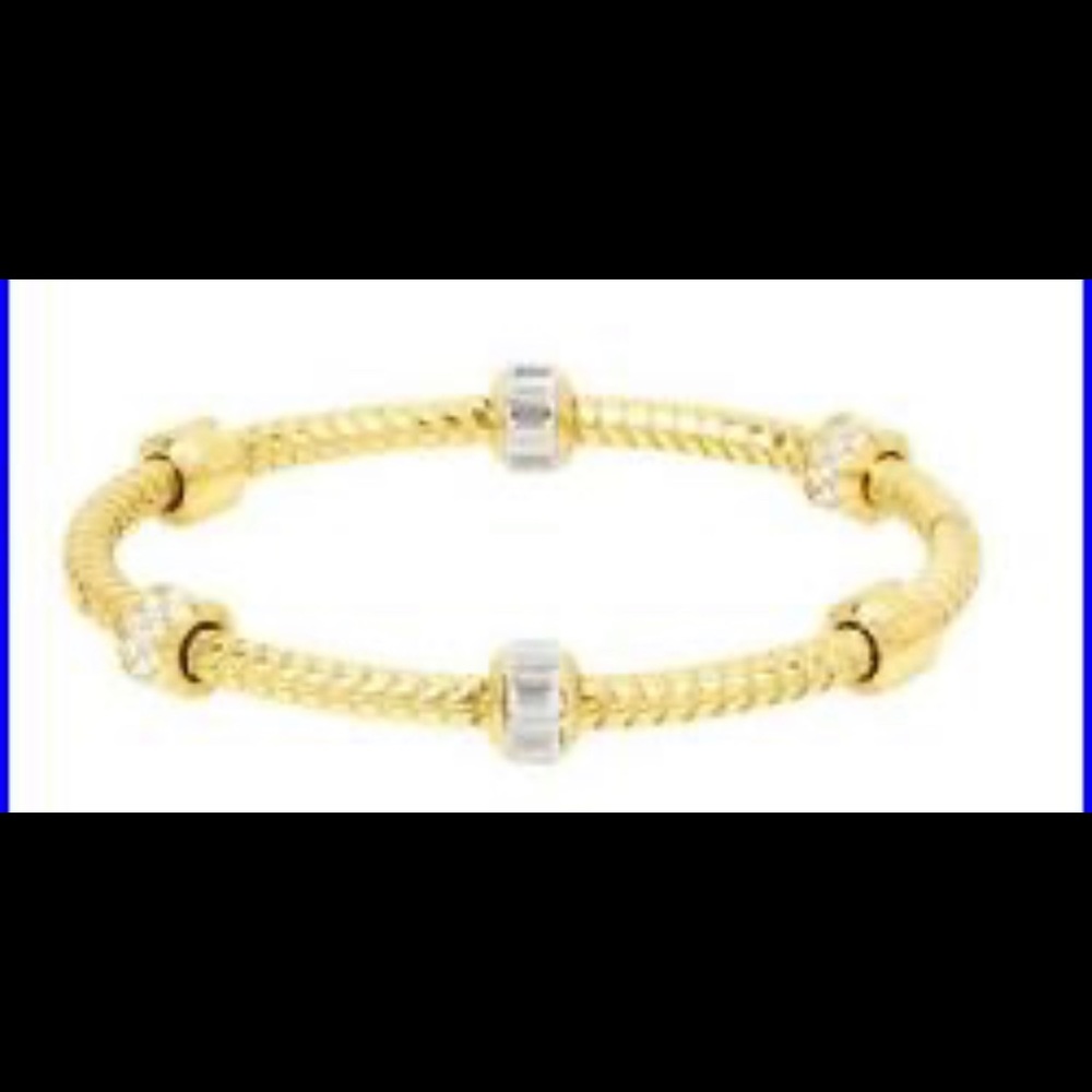 Gold bracelet BNWOT